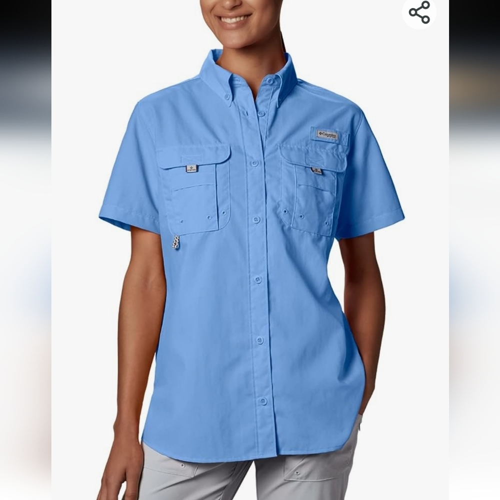 Columbia Women's Light Blue Short Sleeve Button-Down Fishing Shirt